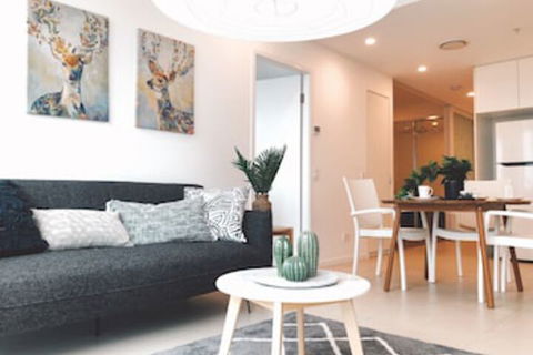 St.Tropez Apartment - Accommodation Mooloolaba 0