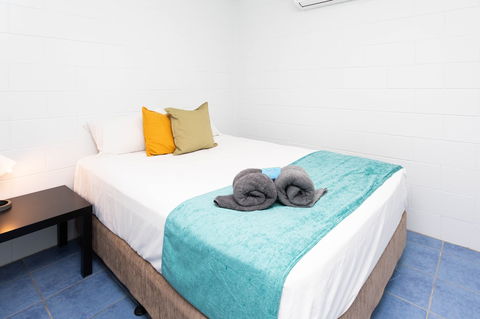 Airlie Sun & Sand Accommodation 6 - Accommodation Mooloolaba 5