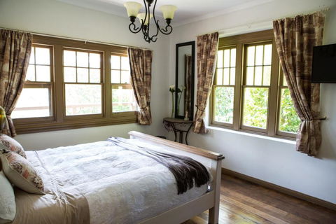 Buttercup Hill - Accommodation Mooloolaba 5