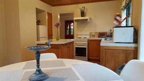 3 Batten Street - Accommodation Mooloolaba 3