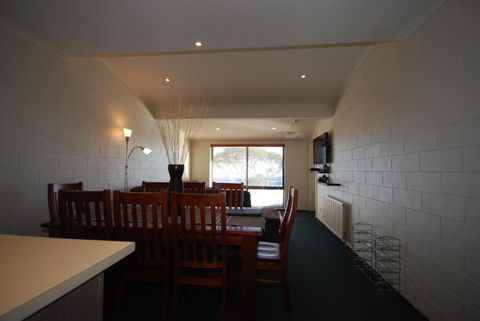 Alpine Heights 08 - Accommodation Mooloolaba 6