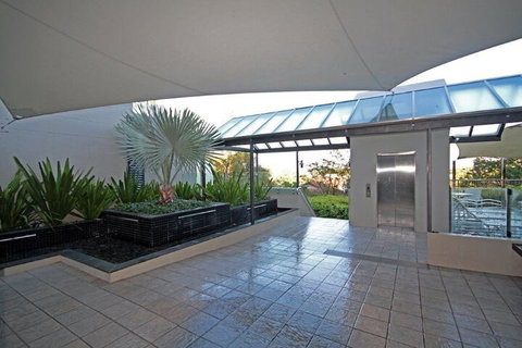 No 1 In Hastings Street - Accommodation Mooloolaba 2