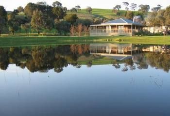 Buttercup Cottage & Private Apartment - Accommodation Mooloolaba 1