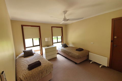 Annies Holiday Units - Accommodation Mooloolaba 5