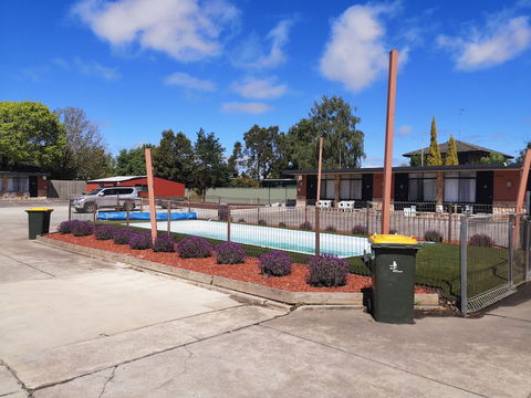 Avenue Motel - Accommodation Mooloolaba 1