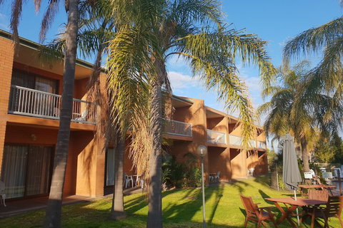 Crystal Fountain Motel Albury - Accommodation Mooloolaba 1