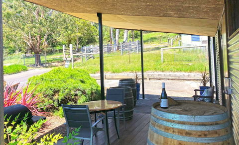 Valley Farm Vineyard Cottages - Accommodation Mooloolaba 1