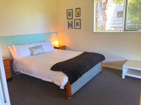 Valley Farm Vineyard Cottages - Accommodation Mooloolaba 5