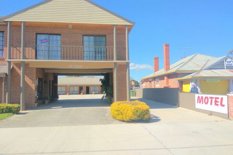 Holbrook Town Centre Motor Inn - Accommodation Mooloolaba 5