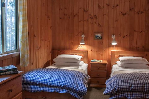 Balingup Heights Hilltop Forest Cottages - Accommodation Mooloolaba 3