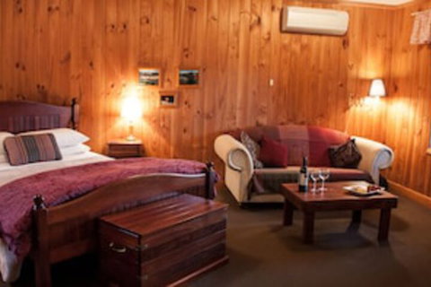 Balingup Heights Hilltop Forest Cottages - Accommodation Mooloolaba 0