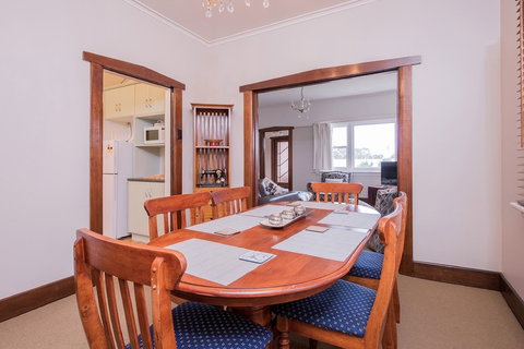 Jones On Wilson Boutique B&B - Accommodation Mooloolaba 1