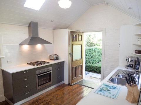 Cottage 79 - Accommodation Mooloolaba 6