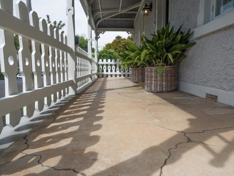 Cottage 79 - Accommodation Mooloolaba 2