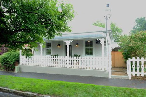 Cottage 79 - Accommodation Mooloolaba 3