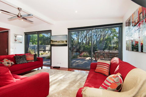 Bridgewater Retreat - Accommodation Mooloolaba 5