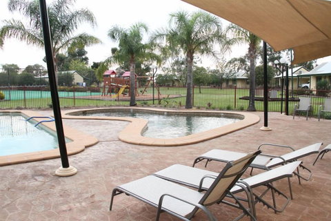 Murray River Resort - Accommodation Mooloolaba 2