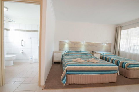 A & A Motel - Accommodation Mooloolaba 3