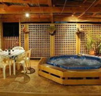 Woodland by the Bay  Puddleduck Cottage - Accommodation Mooloolaba