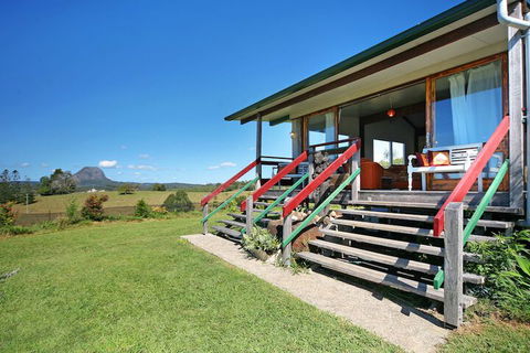 Avalon Noosa Farm Cottages - Accommodation Mooloolaba 2