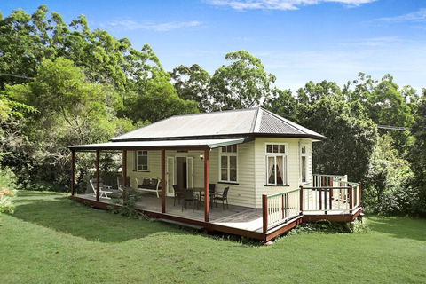 Avalon Noosa Farm Cottages - Accommodation Mooloolaba 4