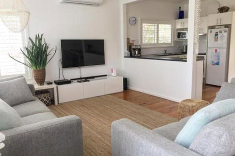 The Seaside Beachhouse Mollymook - Accommodation Mooloolaba 5