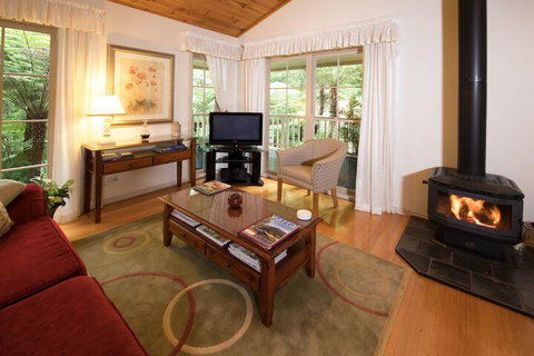 Myers Creek Cascades Luxury Cottages - Accommodation Mooloolaba 6
