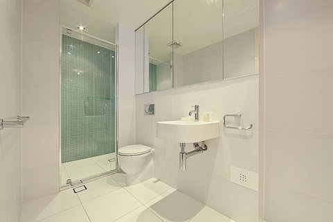 Accommodate Canberra - Trieste - Accommodation Mooloolaba 0