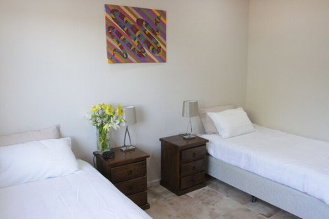 Wunan House - Accommodation Mooloolaba 6