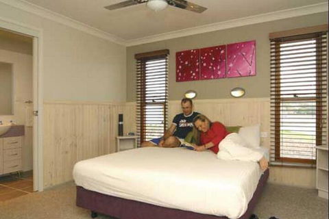 Kiama Harbour Cabins - Accommodation Mooloolaba 2