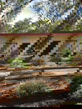 Wagon Wheel Motel - Accommodation Mooloolaba 0