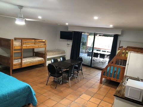 Captain Cook Holiday Village - Accommodation Mooloolaba 4