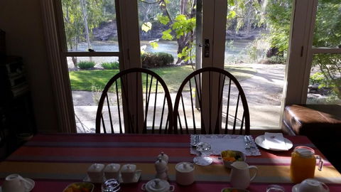 Captains Cottage Bed & Breakfast - Accommodation Mooloolaba 4