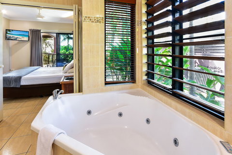 Anchorage Complex - Accommodation Mooloolaba 6