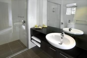 May Park Executive Apartments - Accommodation Mooloolaba 3