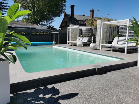 Townhouse Motor Inn - Accommodation Mooloolaba 1