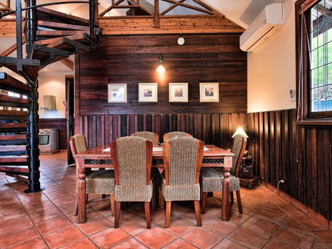 Oak Tree Barn Bridgetown - Accommodation Mooloolaba 1