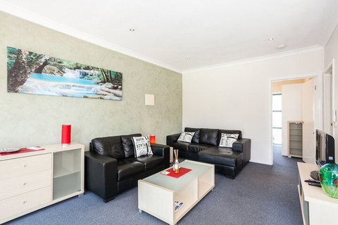 Anglesea River Apartments - Accommodation Mooloolaba 4