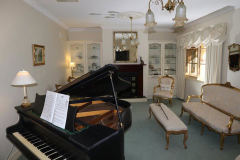 Fernglade On Menzies - Accommodation Mooloolaba 3