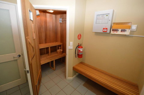 Aspect 2 - Accommodation Mooloolaba 2