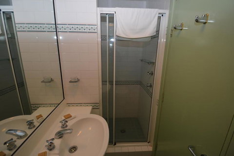 Aspect 2 - Accommodation Mooloolaba 6