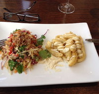Overflow Cafe Wine Bar - Accommodation Mooloolaba