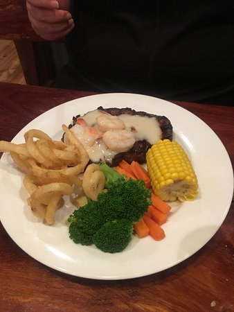 Doveton VIC Accommodation Mooloolaba