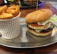 Huxtaburger - Accommodation Mooloolaba