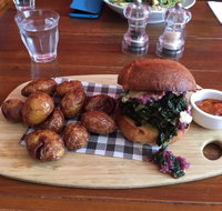 Huski Cafe - Accommodation Mooloolaba