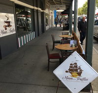 MMM Truffles - Accommodation Mooloolaba