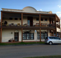 Mr Curtis - Accommodation Mooloolaba