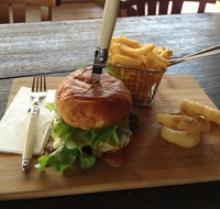 Doc Yarrum Cafe - Accommodation Mooloolaba