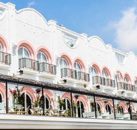Ravesis - Accommodation Mooloolaba