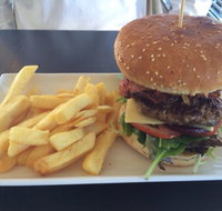 Jules by the Lake Cafe - Accommodation Mooloolaba